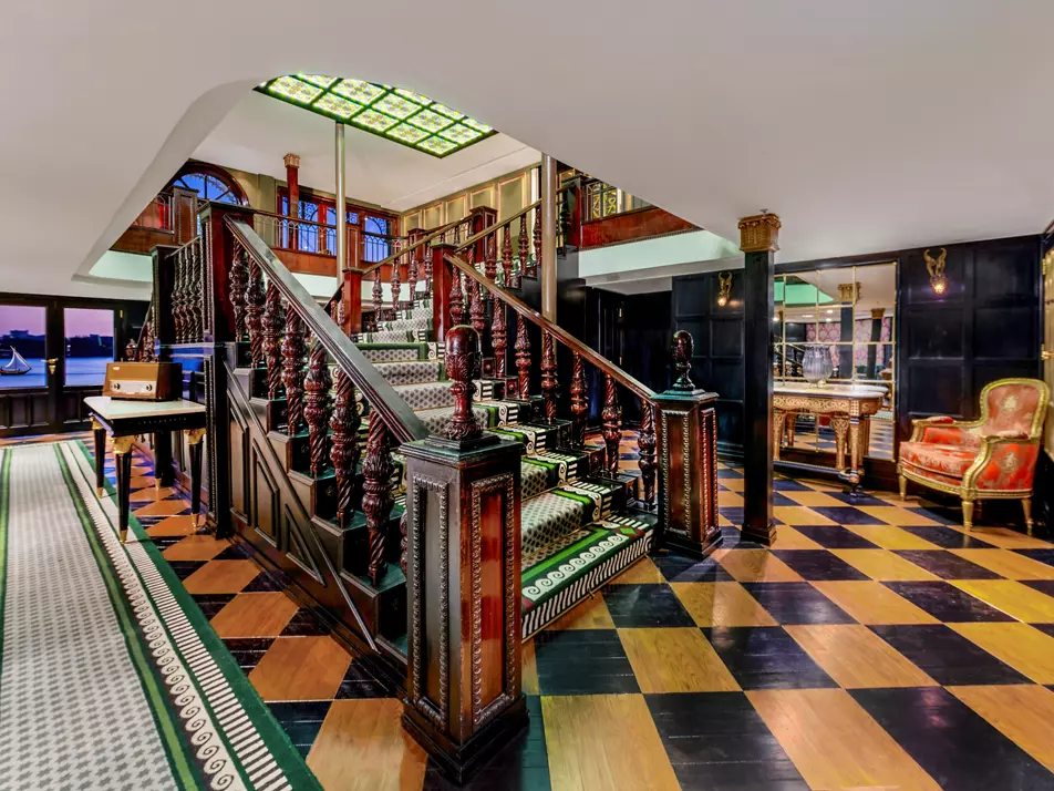 Lobby of the Mövenpick SS Misr Nile cruise